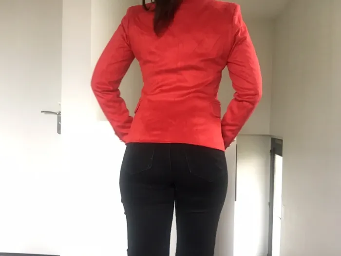 Magnifique veste couleur corail foncé - photo numéro 4