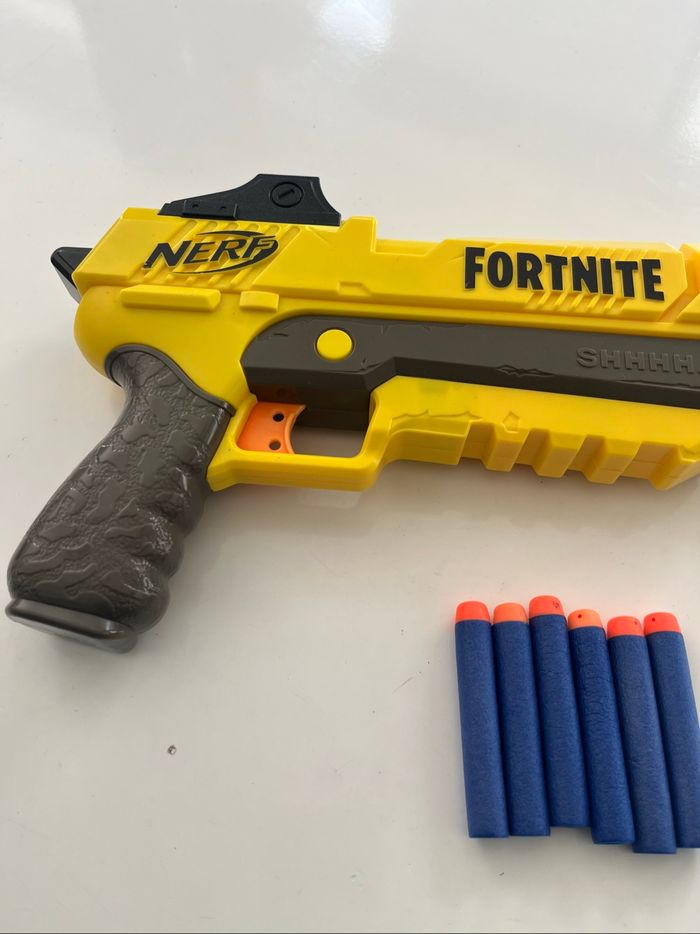 Pistolet blaster nerf fortnite - photo numéro 3