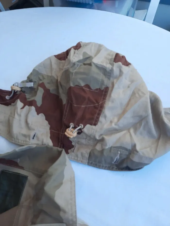 Veste militaire manches longues avec capuche taille M - photo numéro 13