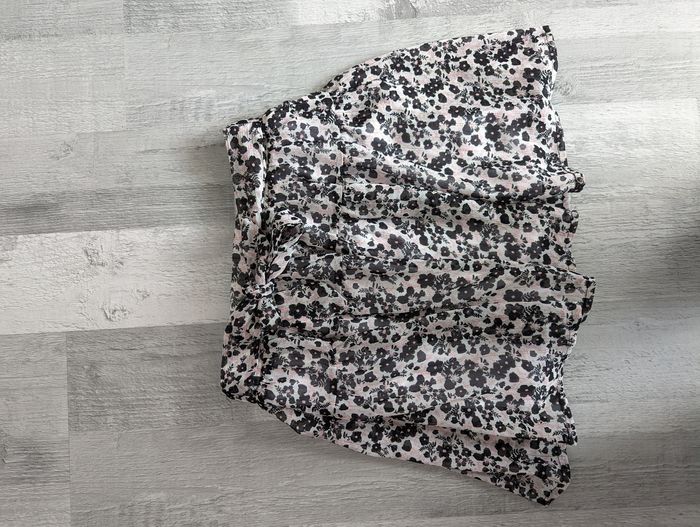 Jupe fille fluide Lulu Castagnette 8 ans motif fleurs noir et rose