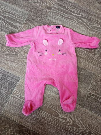 Pyjama rose Kiabi 1 mois