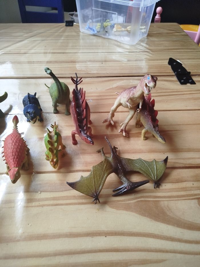 Lot dinosaures - photo numéro 4