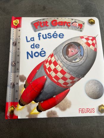 Livre bébé p’tit garçon la fusee de Noé 