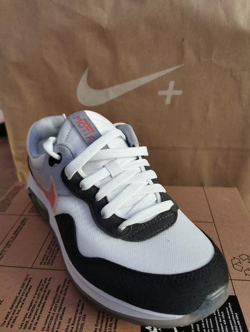 Nike - Air Max Motif - T. 36,5