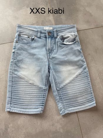 Short kiabi XXS (12 ans junior) coupe slim
