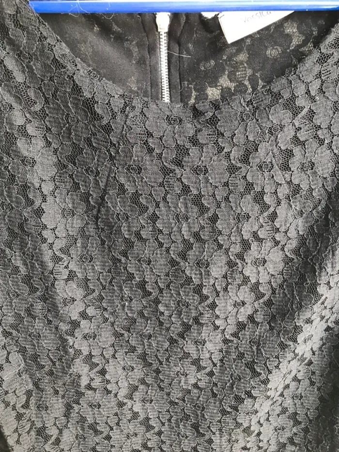 Haut manche 3-4 noir dentelle doublé - photo numéro 2