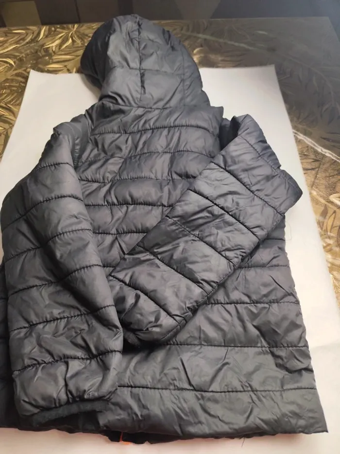 Vêtements garçon 6 ans - photo numéro 2