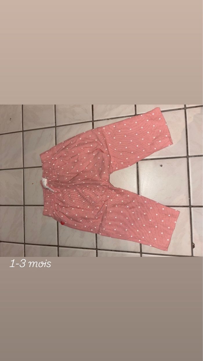Lots vêtements filles , de tout  1-3 mois - photo numéro 10