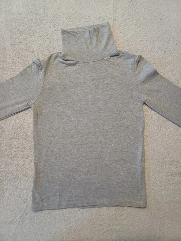 Sous-pull Kiabi Eco Conception 10 ans (réf perso G-F5)(familleac72)