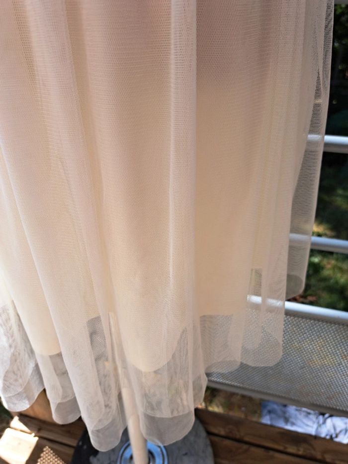 Robe tulle brodée 🌸 - photo numéro 4