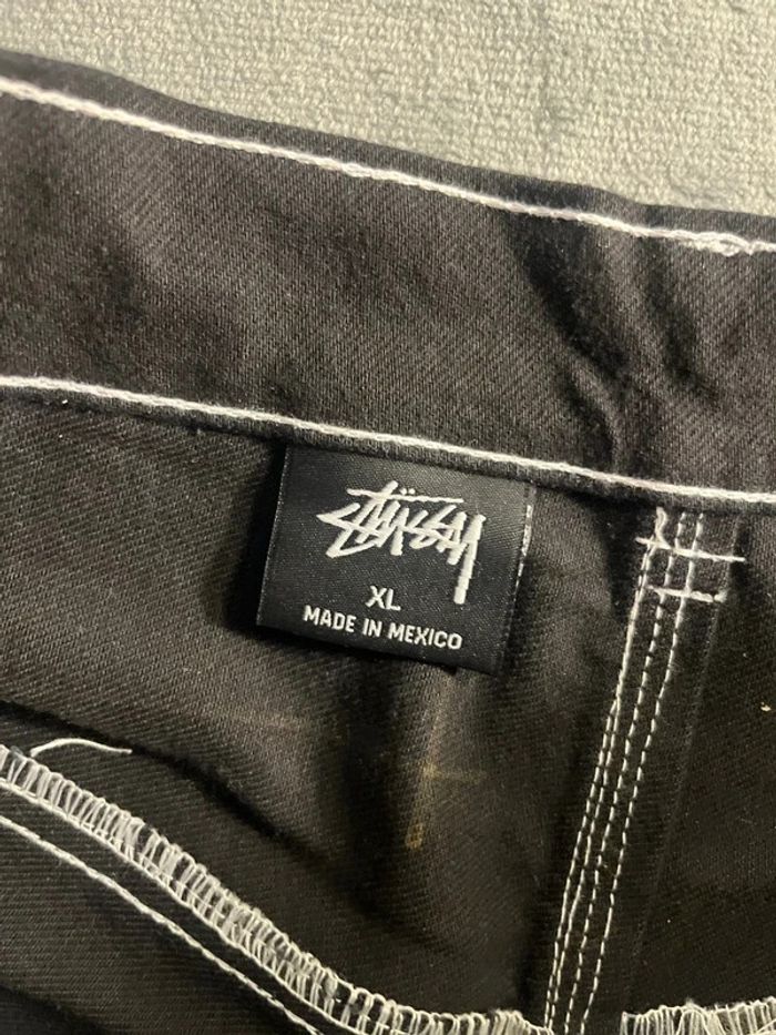Short/Jort Stussy Black Embroidered White Big Logo Back – Taille XL - photo numéro 7