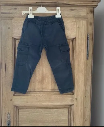 Pantalon cargo gris
