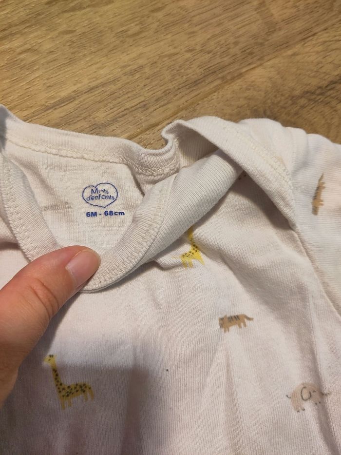 Body 6 mois - photo numéro 2