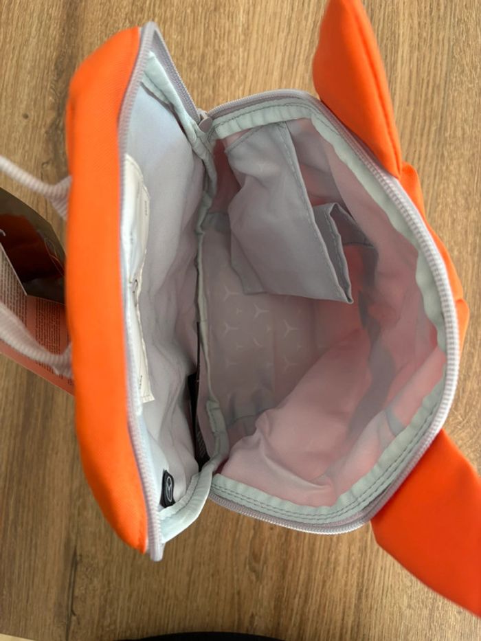 Sac à dos mercedes - photo numéro 4