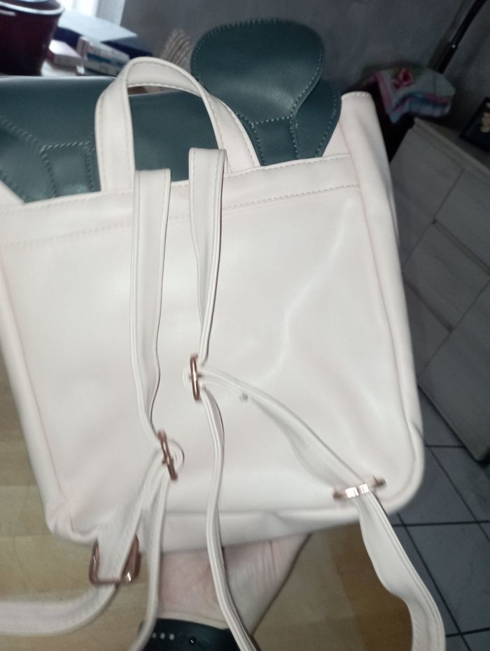 Sac a dos - photo numéro 3