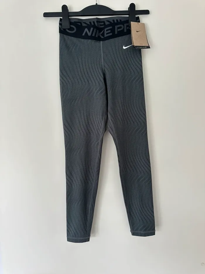 Nike pro leggings pour femme taille XS neuf avec étiquette