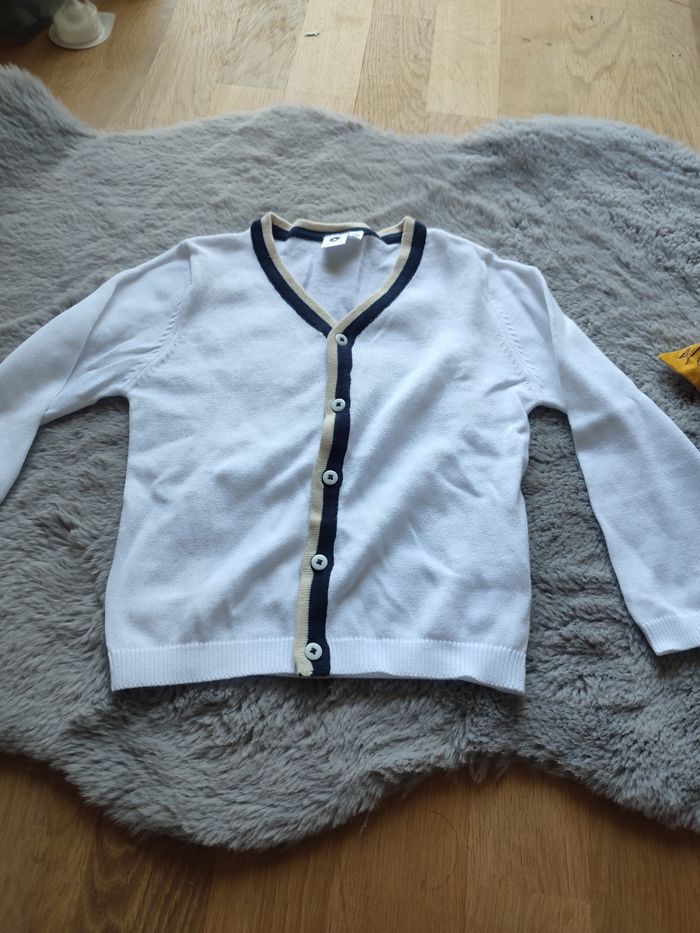 Gilet blanc Z 24 mois