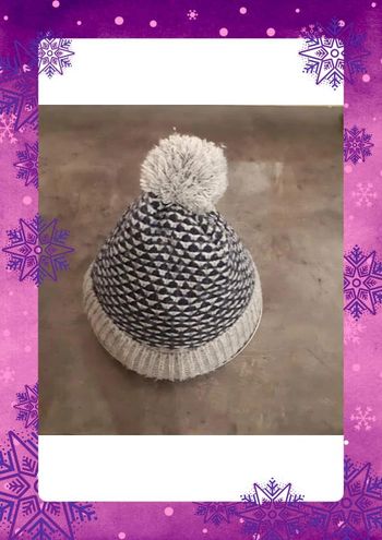 Bonnet bleu gris taille 6/8ans