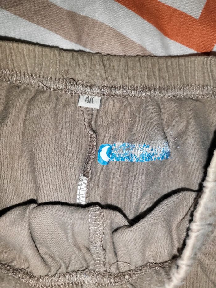 Short marron 4 ans - photo numéro 2