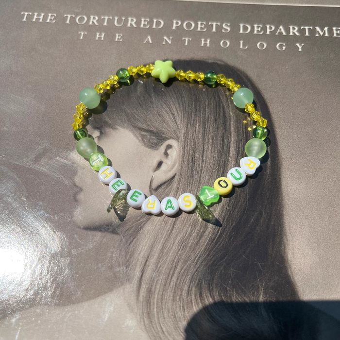 friendship bracelets | taylor swift - photo numéro 2