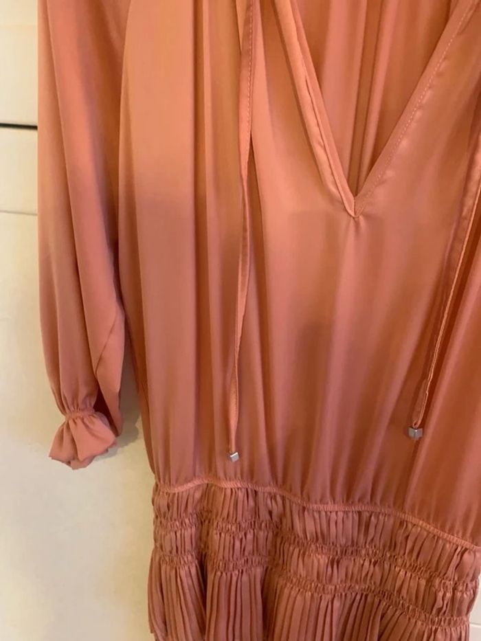 Vestito kontatto taglia S colore rosa salmone effetto seta. - photo numéro 2