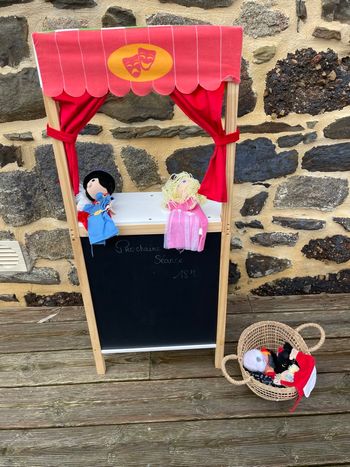 Jeu d’imitation - Théâtre de marionette