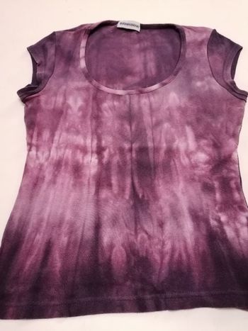 Tee-shirt comme neuf belle matière 100%coton