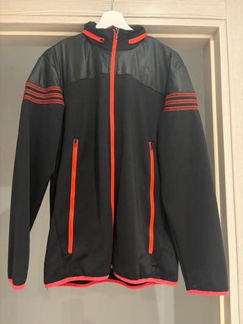 Veste noire zippée à capuche Adidas taille 42/44 en parfait état presque jamais portée