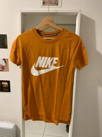 T-shirt nike orange