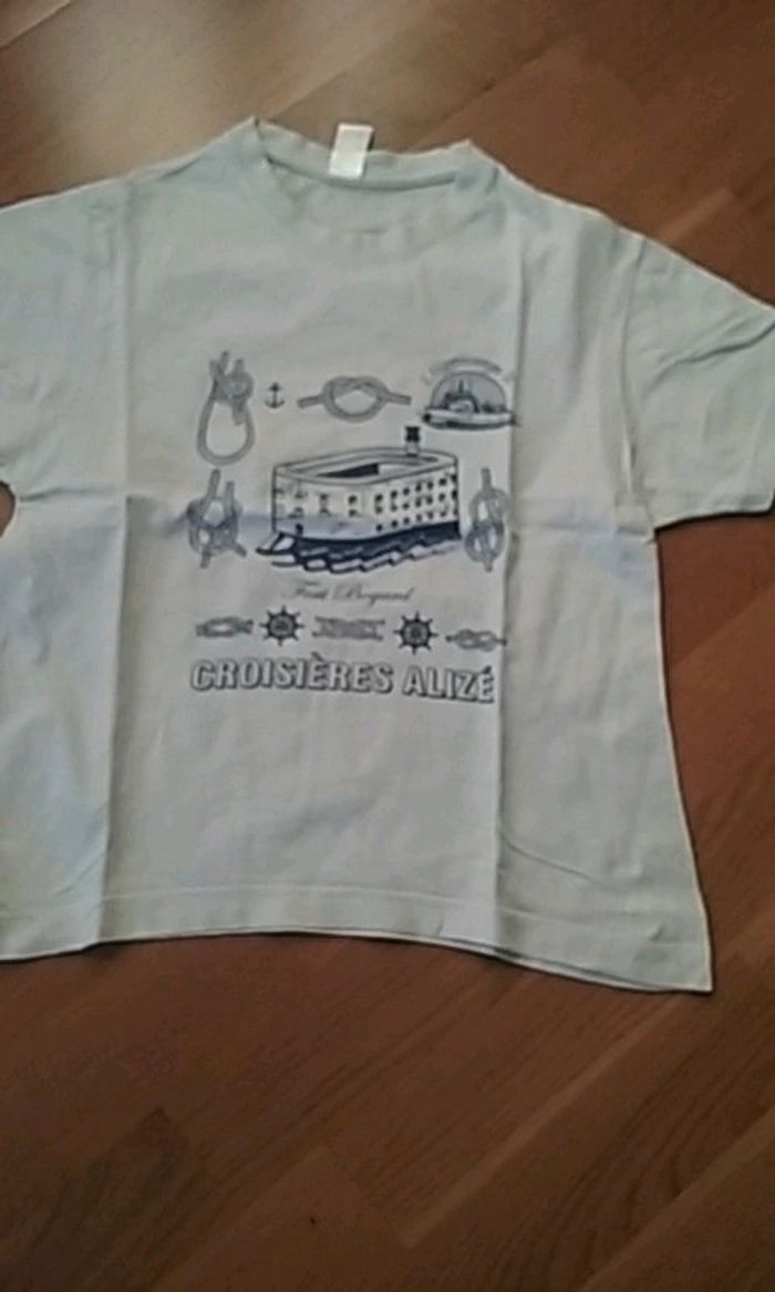 3 tee shirts - photo numéro 2