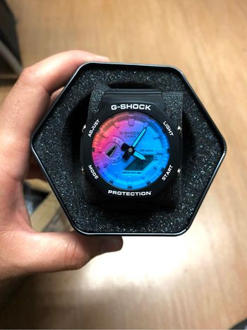 Montre G Shock noire multicolore - tendance été