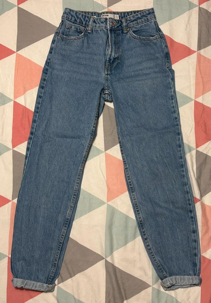 Jean mom