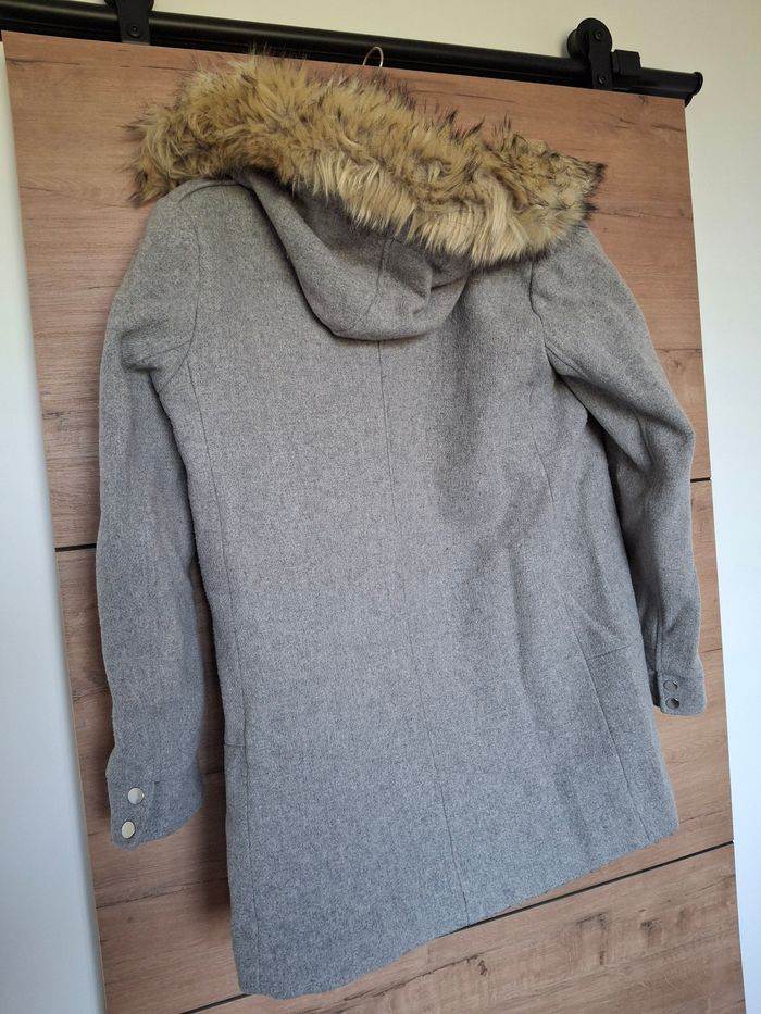 Manteau gris avec capuche fausse fourrure Pimkie  Taille L - photo numéro 3