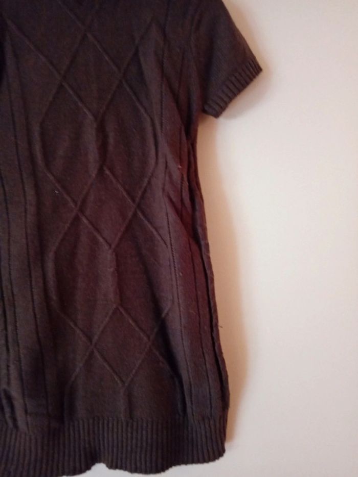 Jolie robe pull marron. 6 ans - photo numéro 5
