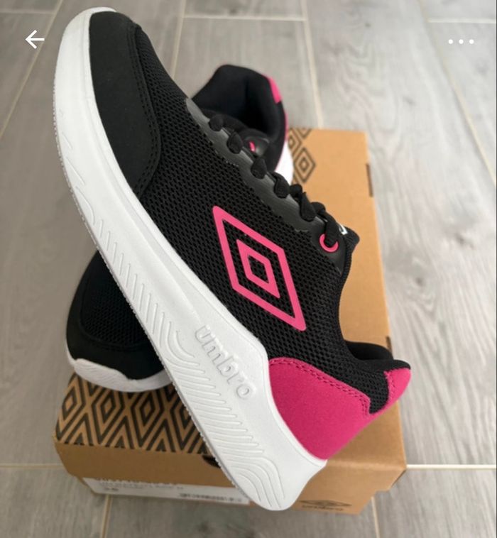 Basket neuve fille - photo numéro 2