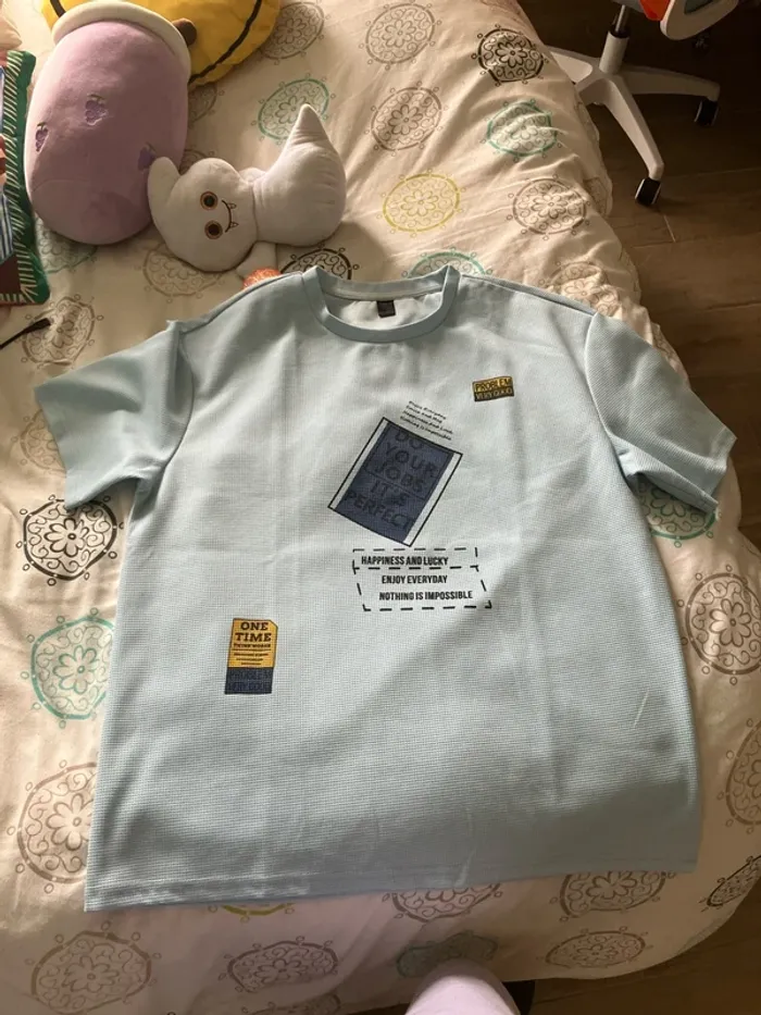 T shirt bleu