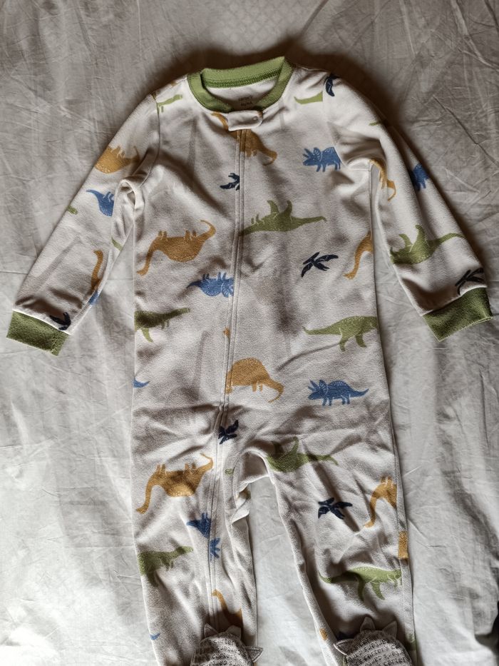 Pyjama dinausaure avec pieds anti-dérapants