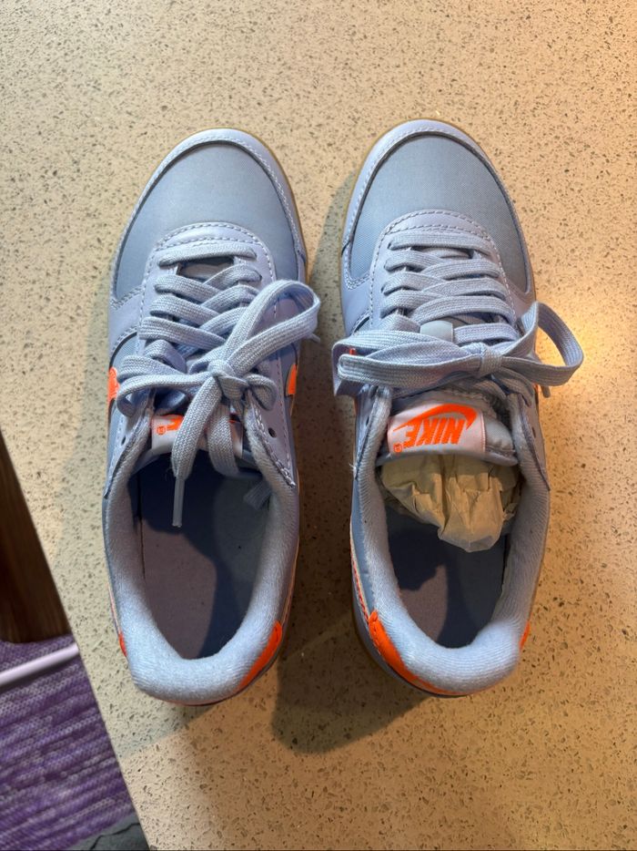 Baskets Nike bleu/orange - photo numéro 2