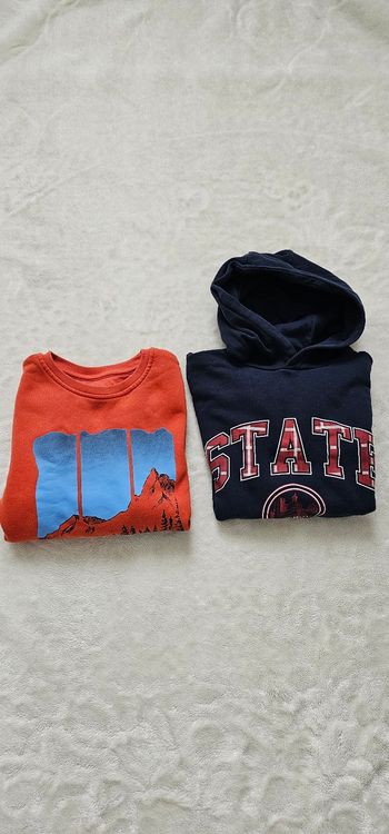 Lots 2 de pulls  sweats  enfant de la marque Primark Taille 9-10 ans