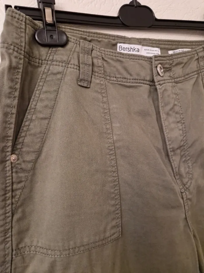 Pantalon Cargo Bershka - photo numéro 4