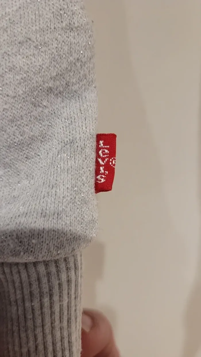 Pull gris légèrement pailleté Levi's 66% coton - photo numéro 6