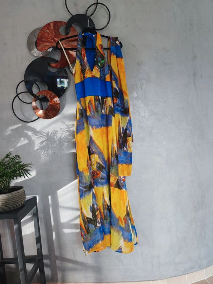 Ensemble robe et étole jaunes à motifs et sequins Kharisma