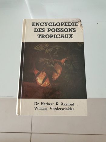 Encyclopedie des poissons tropicaux