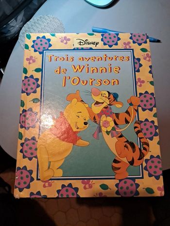 Livre les trois aventures de winnie l'ourson