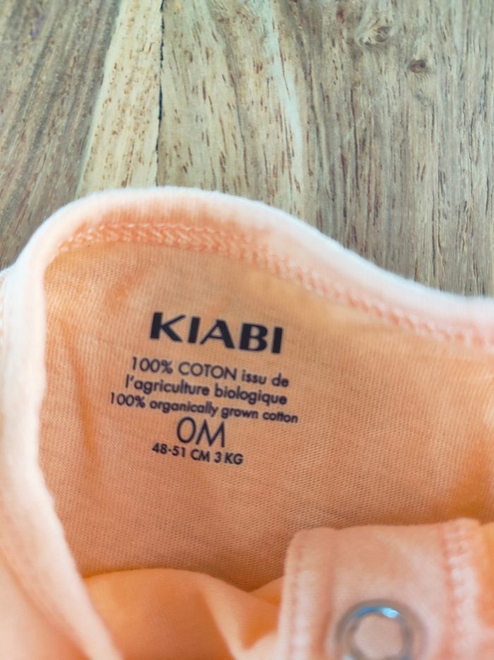 Lot deux barboteuses - 1 mois 👶🏻 - photo numéro 2