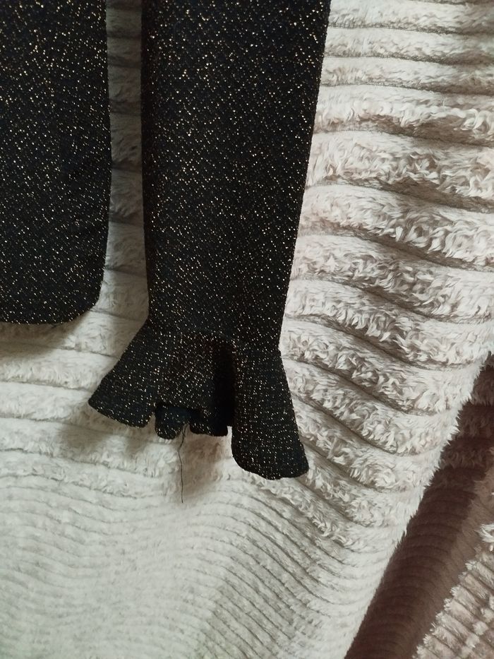 Haut a paillettes - photo numéro 2