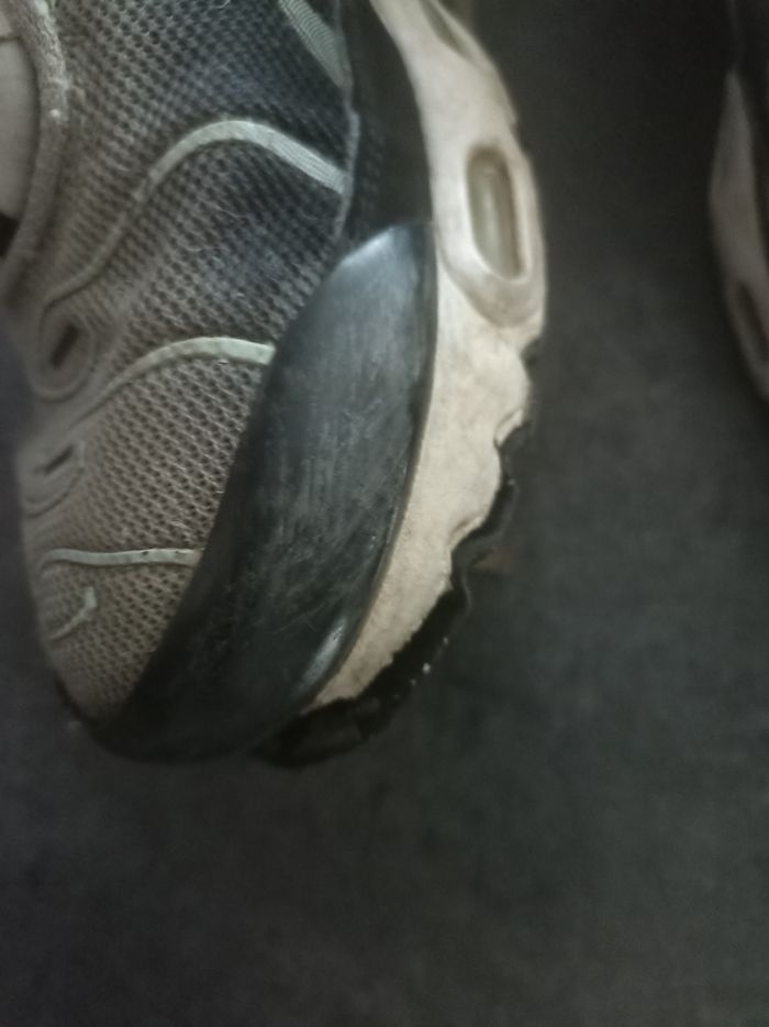 Basket Nike tn 36.5 - photo numéro 3