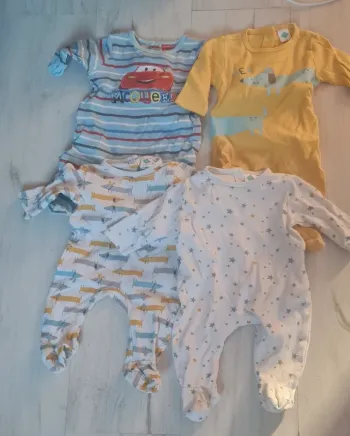 Lot de pyjamas demi-saison 1 mois