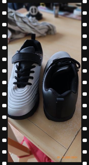 Basket grise métallisée neuve pour enfant garçon