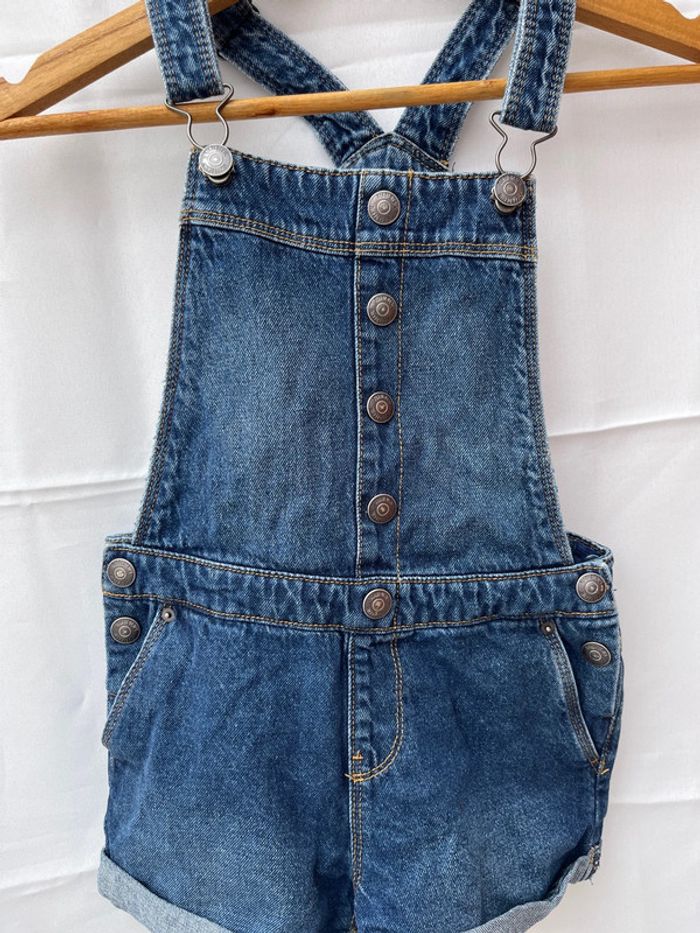 Salopette short en jean 8 ans Kiabi - photo numéro 3